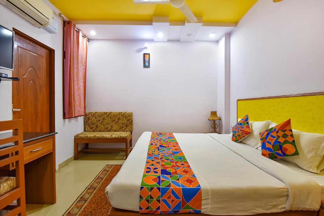 Airport Sky Inn Hotel Jaipur Buitenkant foto